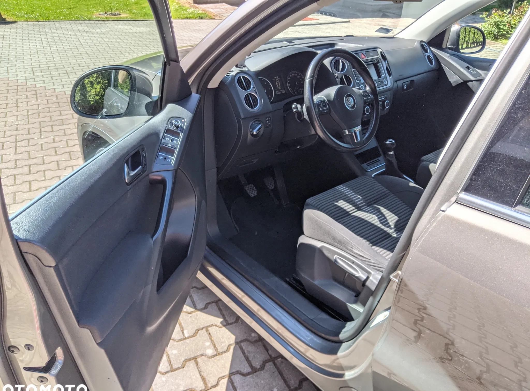 Volkswagen Tiguan cena 36900 przebieg: 129700, rok produkcji 2011 z Biała Podlaska małe 562